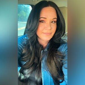 Meet your Posher, Lindy